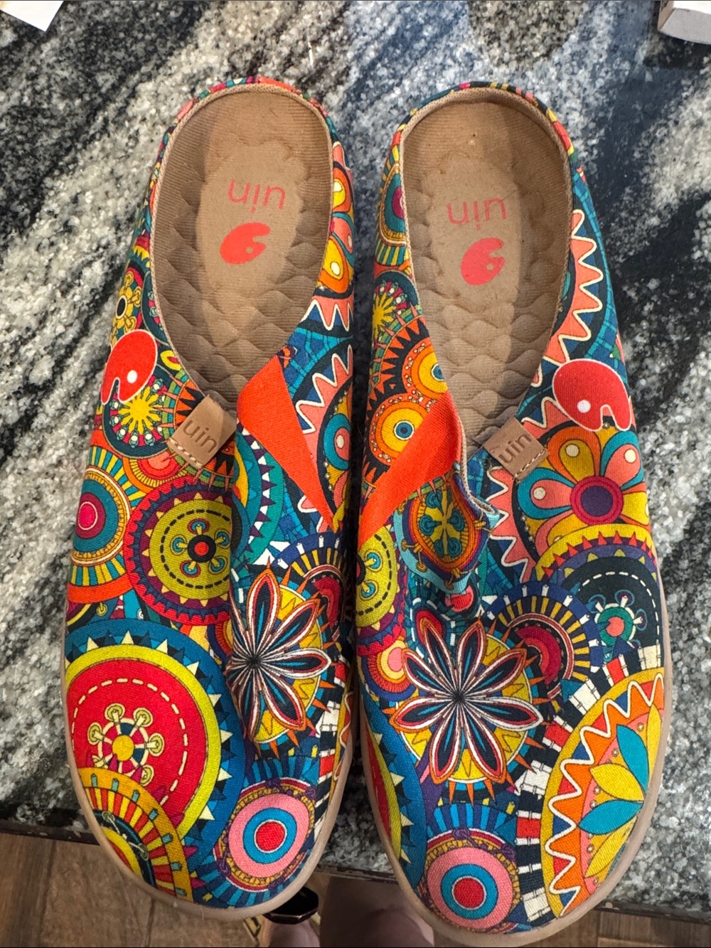 UIN Women's Teal and Orange Bohemian Slip-On Moccasins